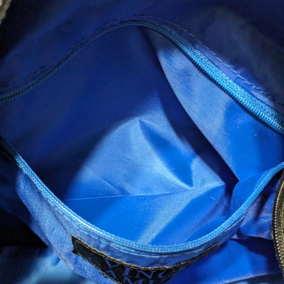 Vince Camuto Black Nylon Duffle/Travel Bag w/ Bright Blue Accents - Picture 6 of 12